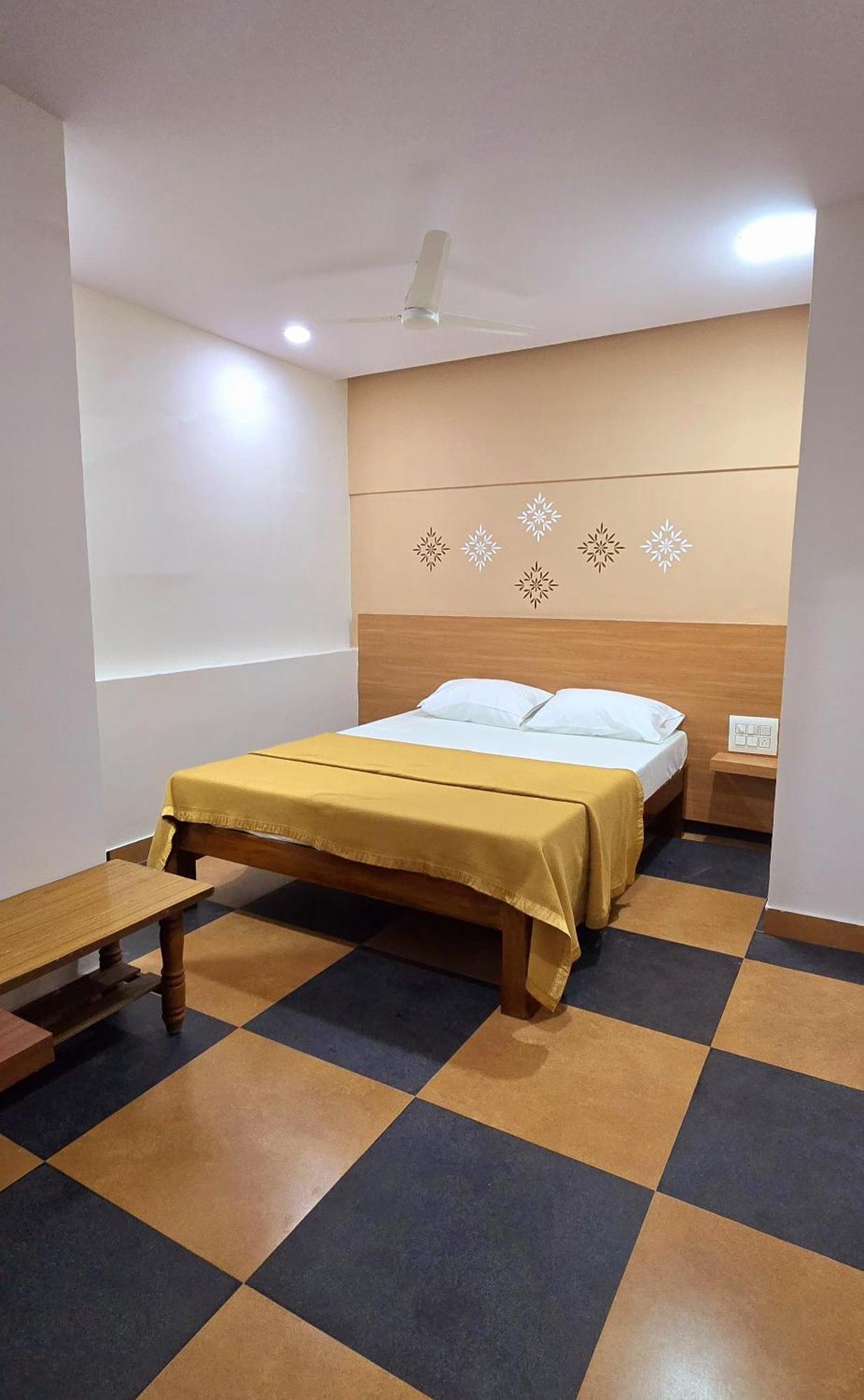 Hotel Nandan Residency Mysore Esterno foto